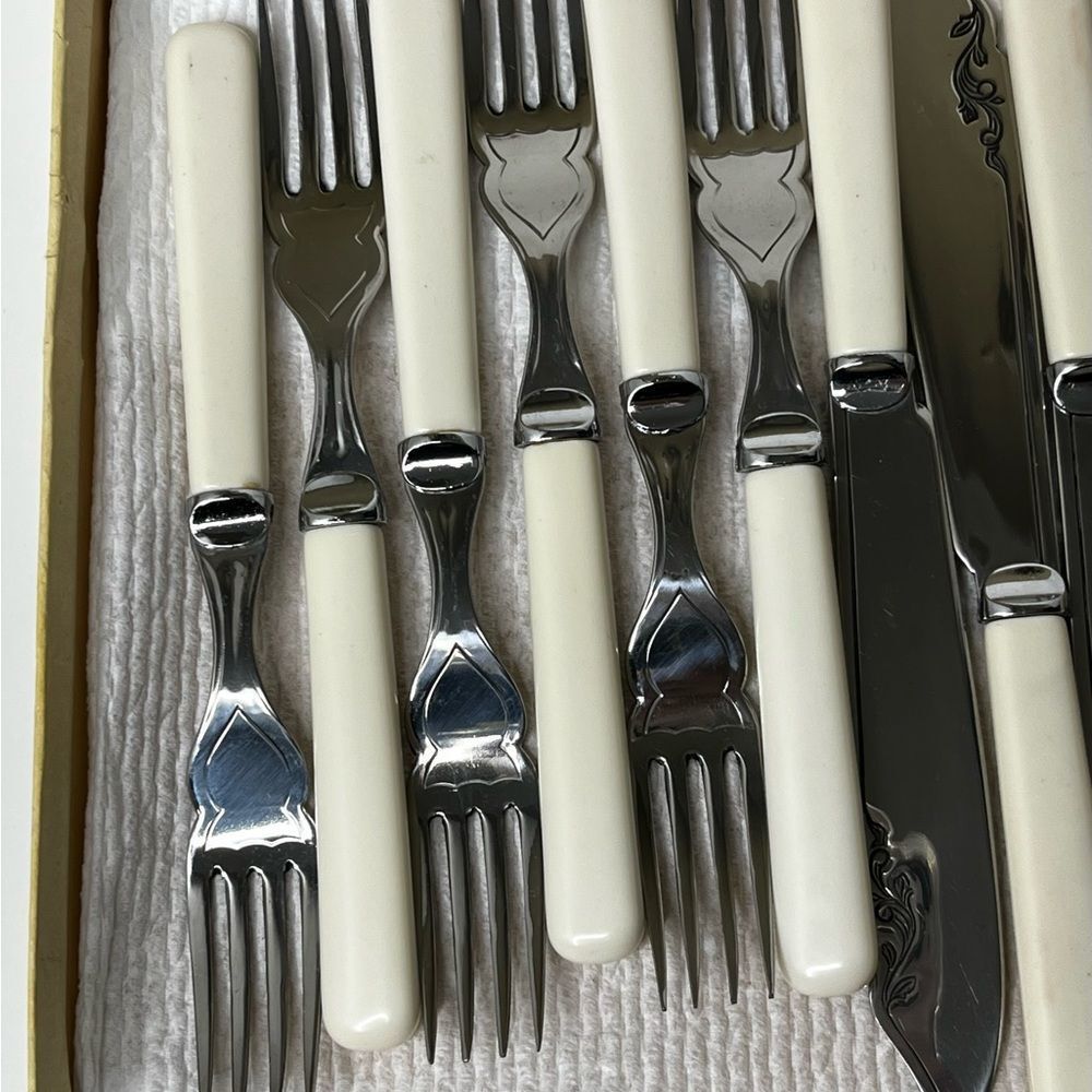 Fish Cutlery‎ Knives and Forks 6 Set Boxed Stainless Steel England Vintage - Picture 3 of 6
